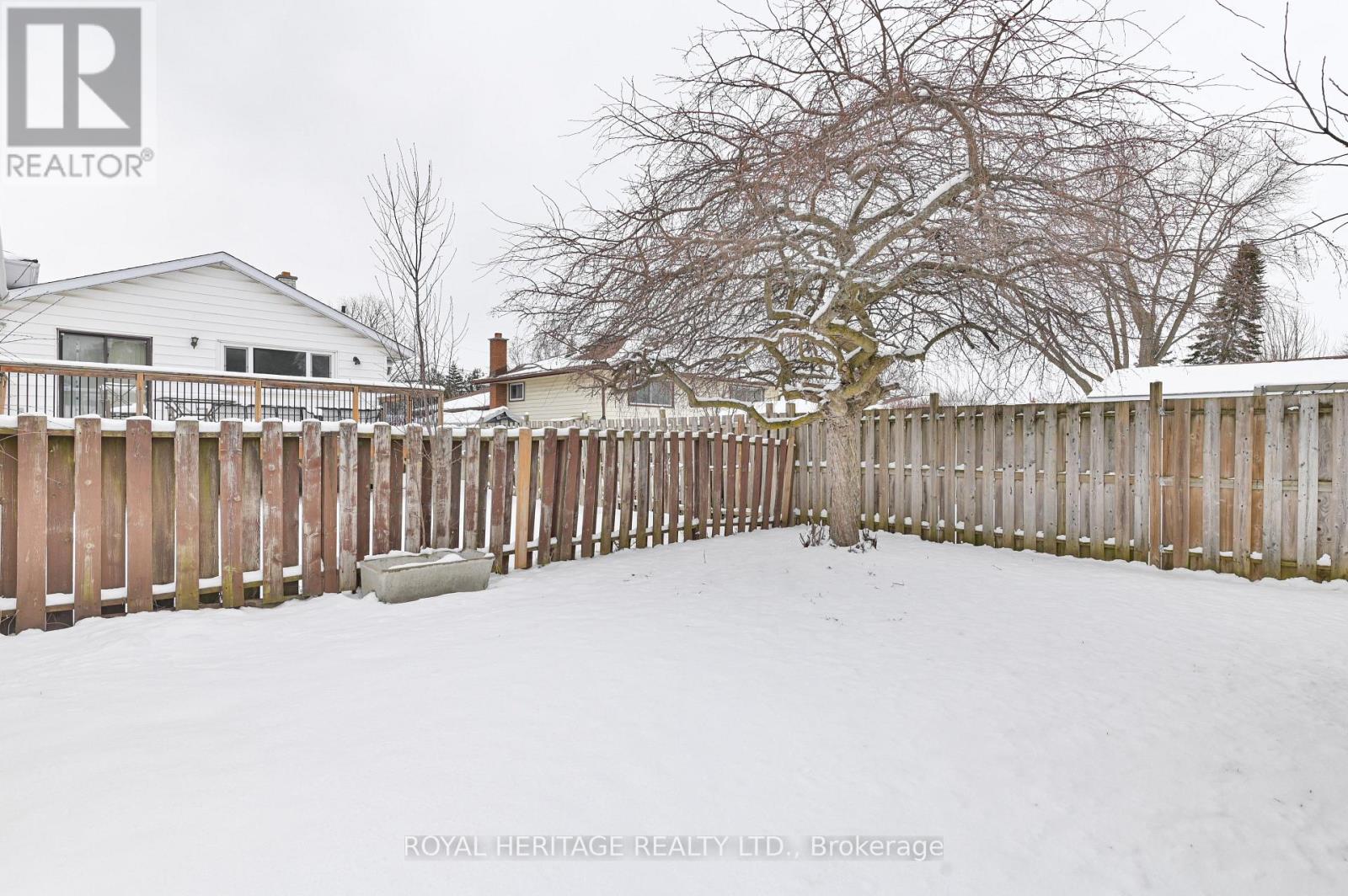 74 Village Drive, Belleville, Ontario  K8P 4K5 - Photo 31 - X12913222