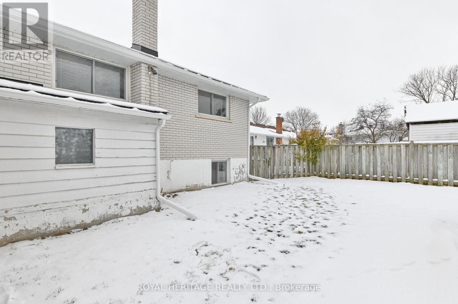 74 Village Drive, Belleville, Ontario  K8P 4K5 - Photo 34 - X12913222