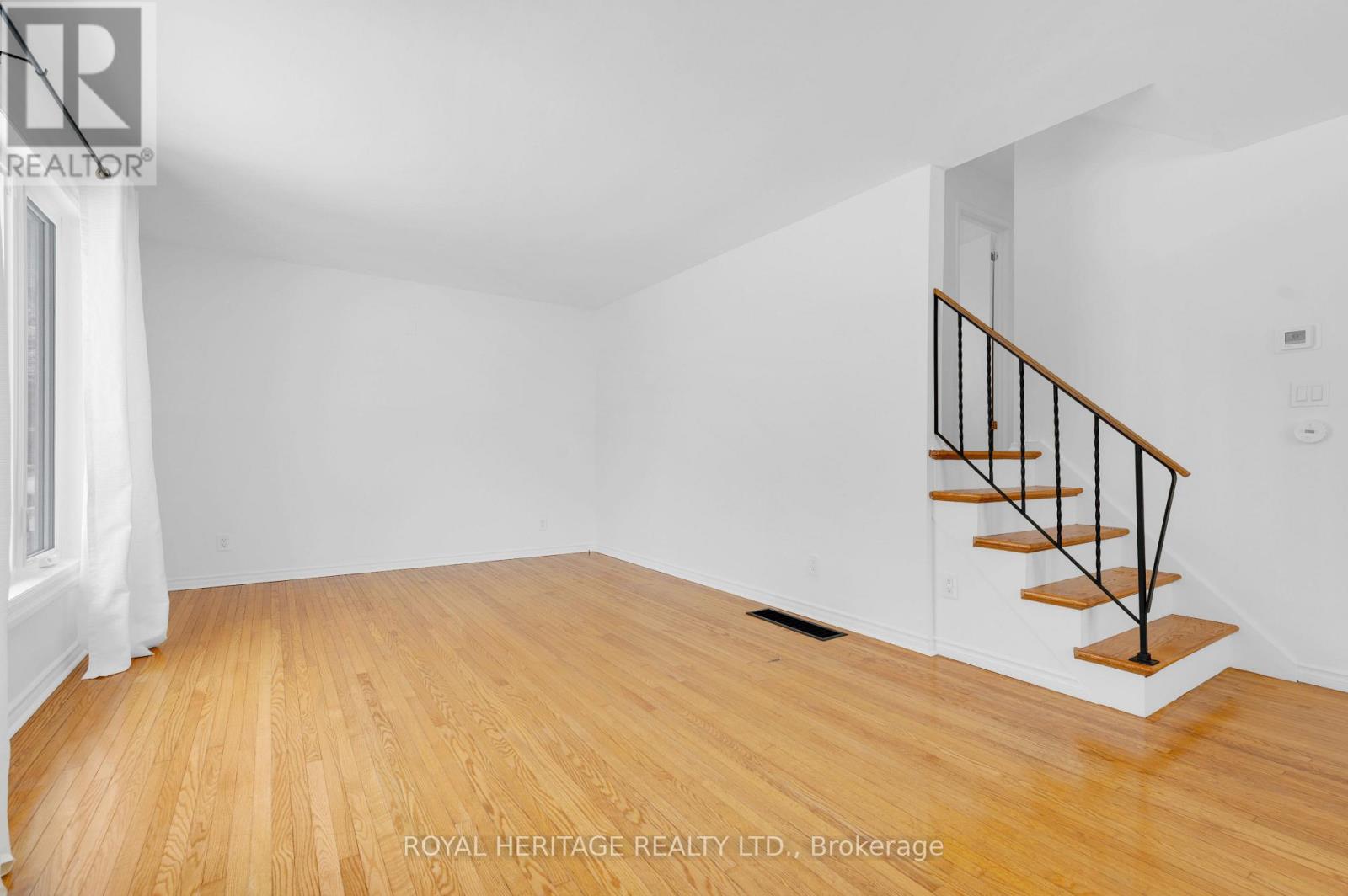 74 Village Drive, Belleville, Ontario  K8P 4K5 - Photo 7 - X12913222