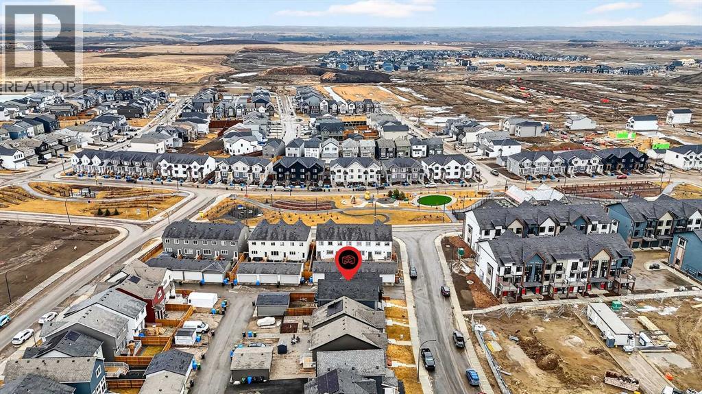 42 Heirloom Manor SE, Calgary, Alberta  T3S 0H2 - Photo 47 - A2297204