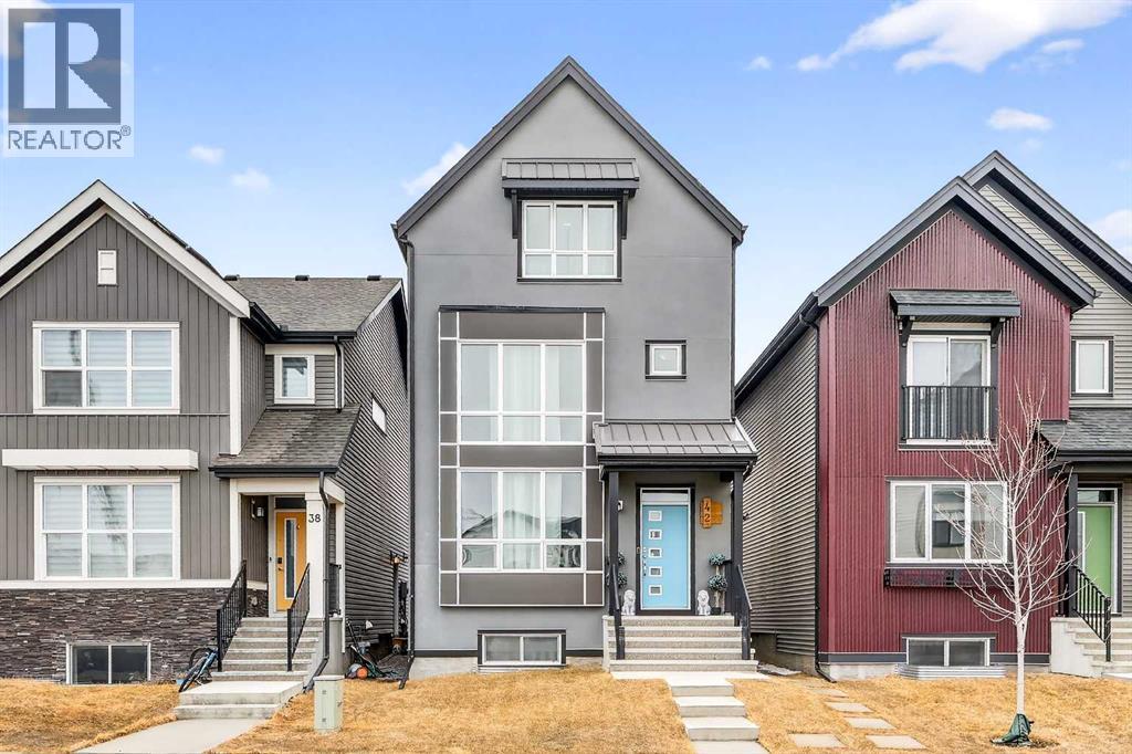 42 Heirloom Manor SE, Calgary, Alberta  T3S 0H2 - Photo 42 - A2297204