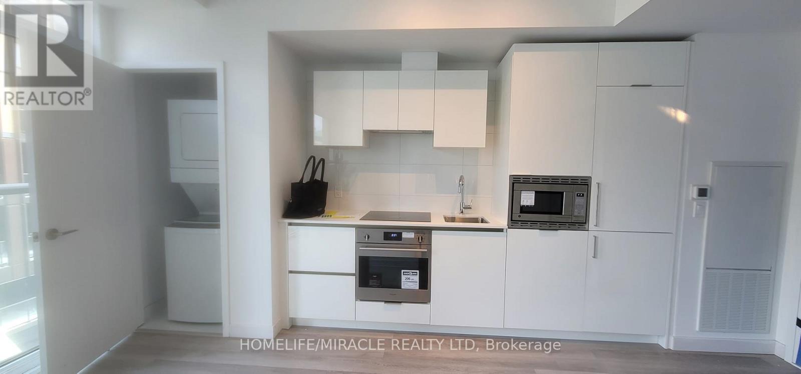 1615 - 121 ST PATRICK STREET, Toronto, Ontario