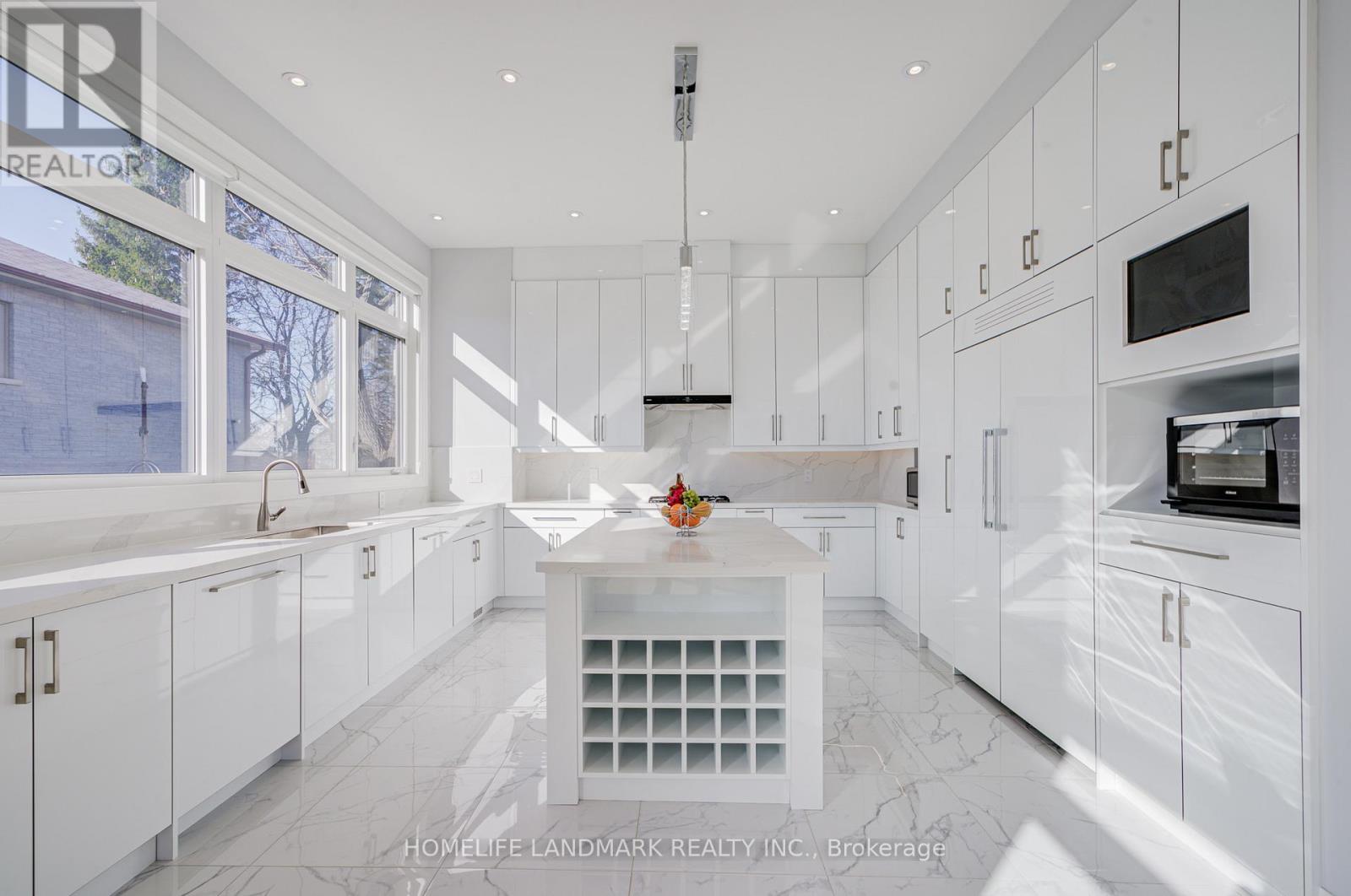 53 Saugeen Crescent, Toronto, Ontario  M1K 3M8 - Photo 10 - E12932230