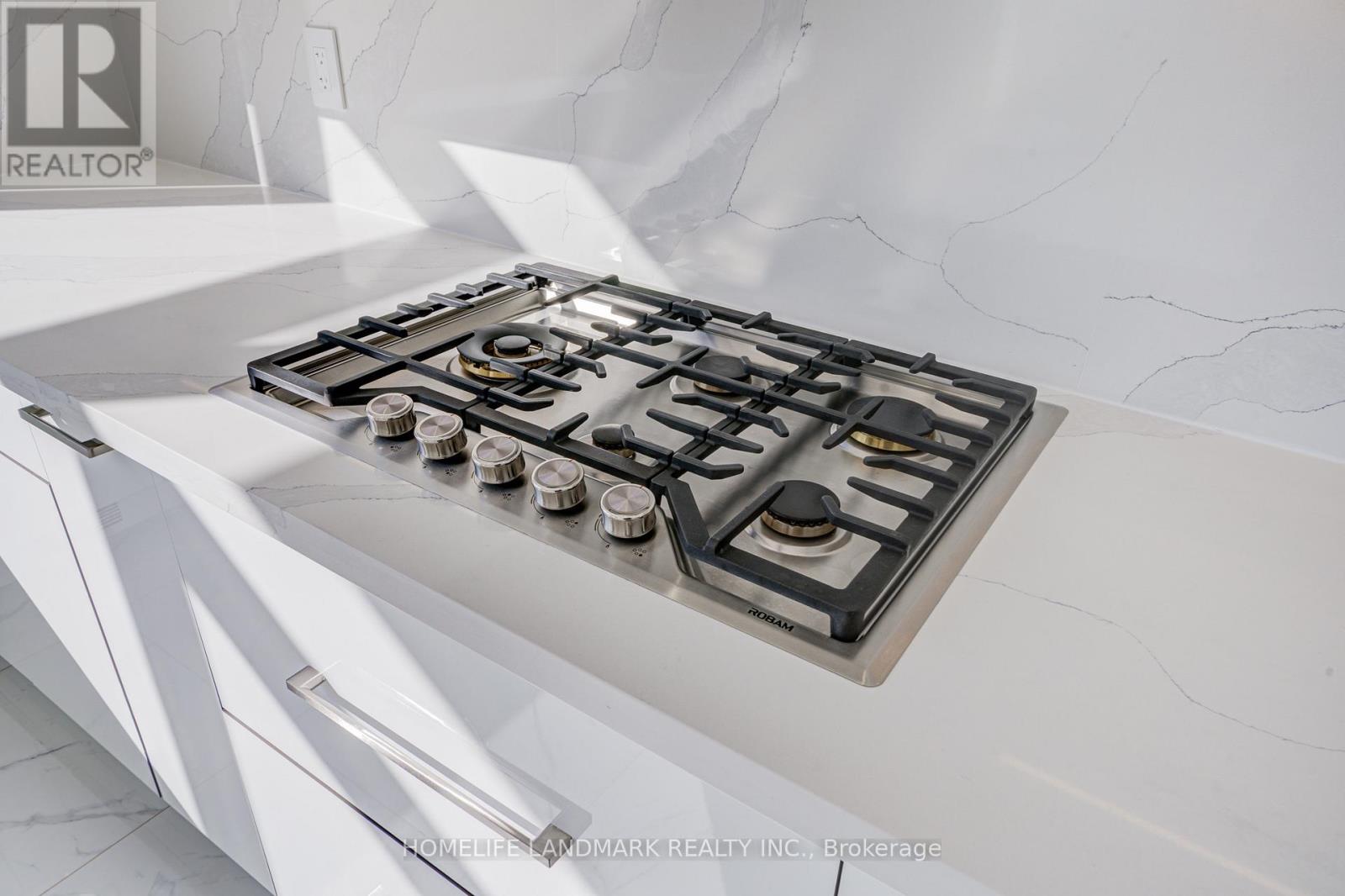 53 Saugeen Crescent, Toronto, Ontario  M1K 3M8 - Photo 12 - E12932230