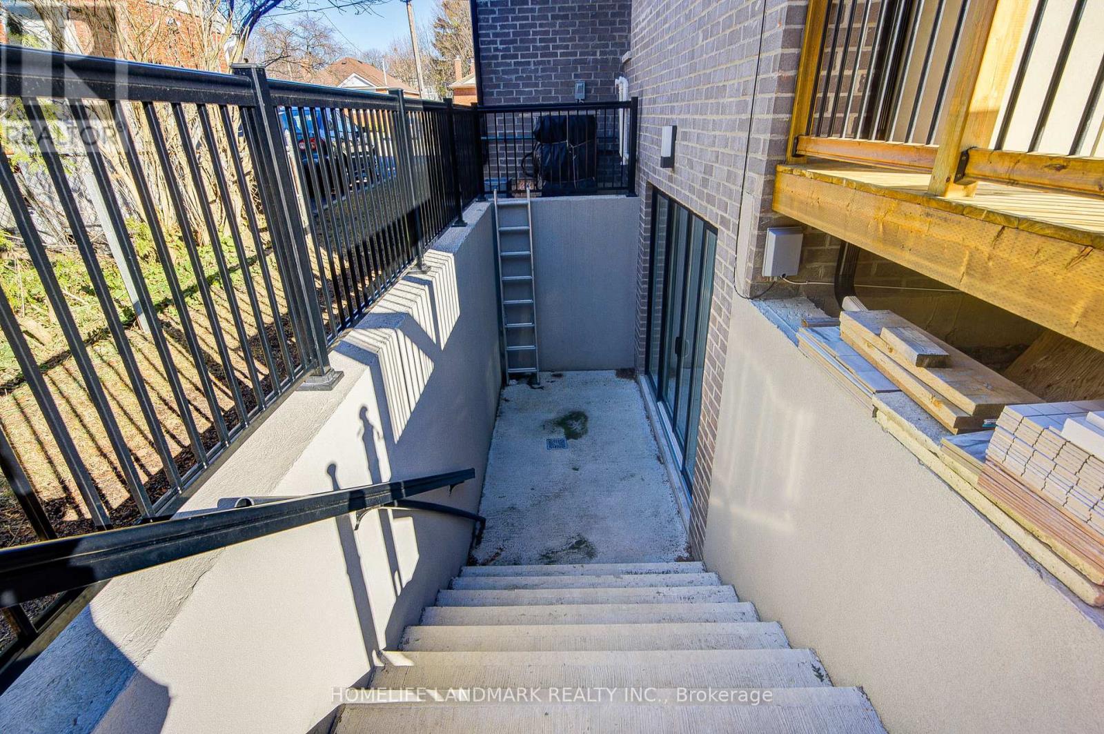 53 Saugeen Crescent, Toronto, Ontario  M1K 3M8 - Photo 49 - E12932230