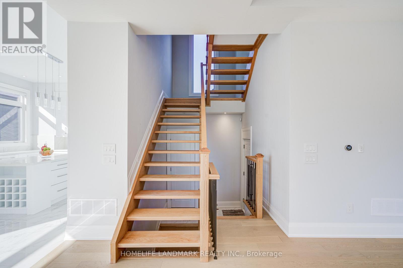 53 Saugeen Crescent, Toronto, Ontario  M1K 3M8 - Photo 6 - E12932230