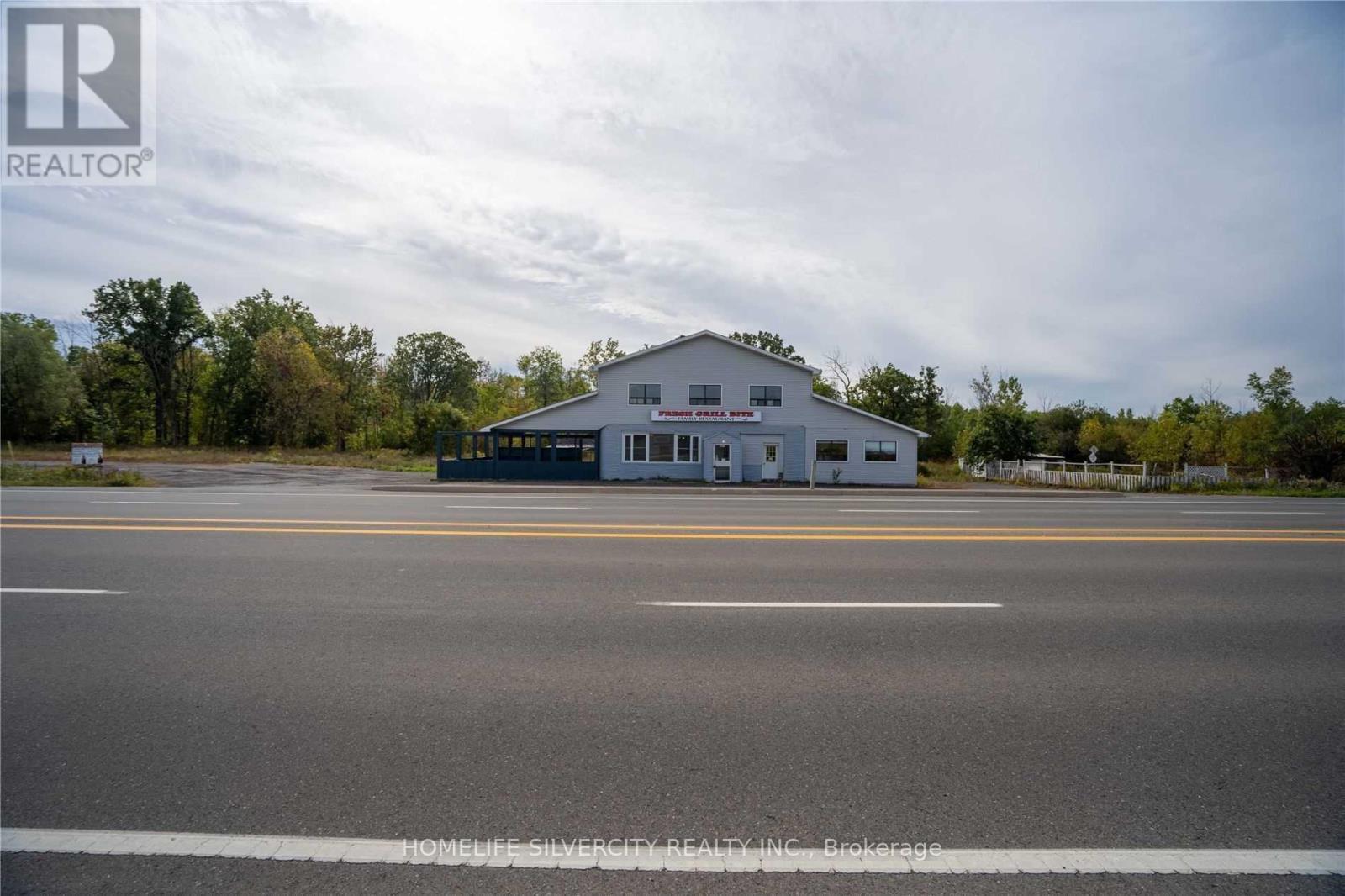 5801 Hwy 3 Freeway, Port Colborne, Ontario  L0S 1R0 - Photo 3 - X12912528