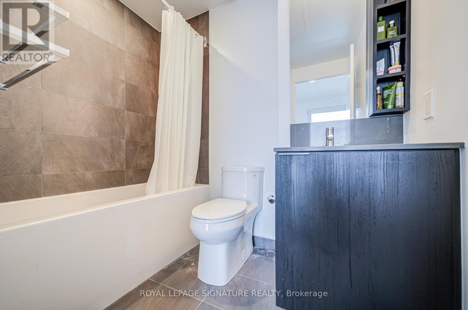 4005 - 1000 Portage Parkway, Vaughan, Ontario  L4K 0L1 - Photo 12 - N12932234