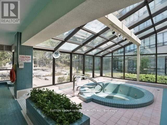 605 - 22 Hanover Road, Brampton (Brampton 407 Corridor), Ontario  L6S 5K7 - Photo 12 - W12932204