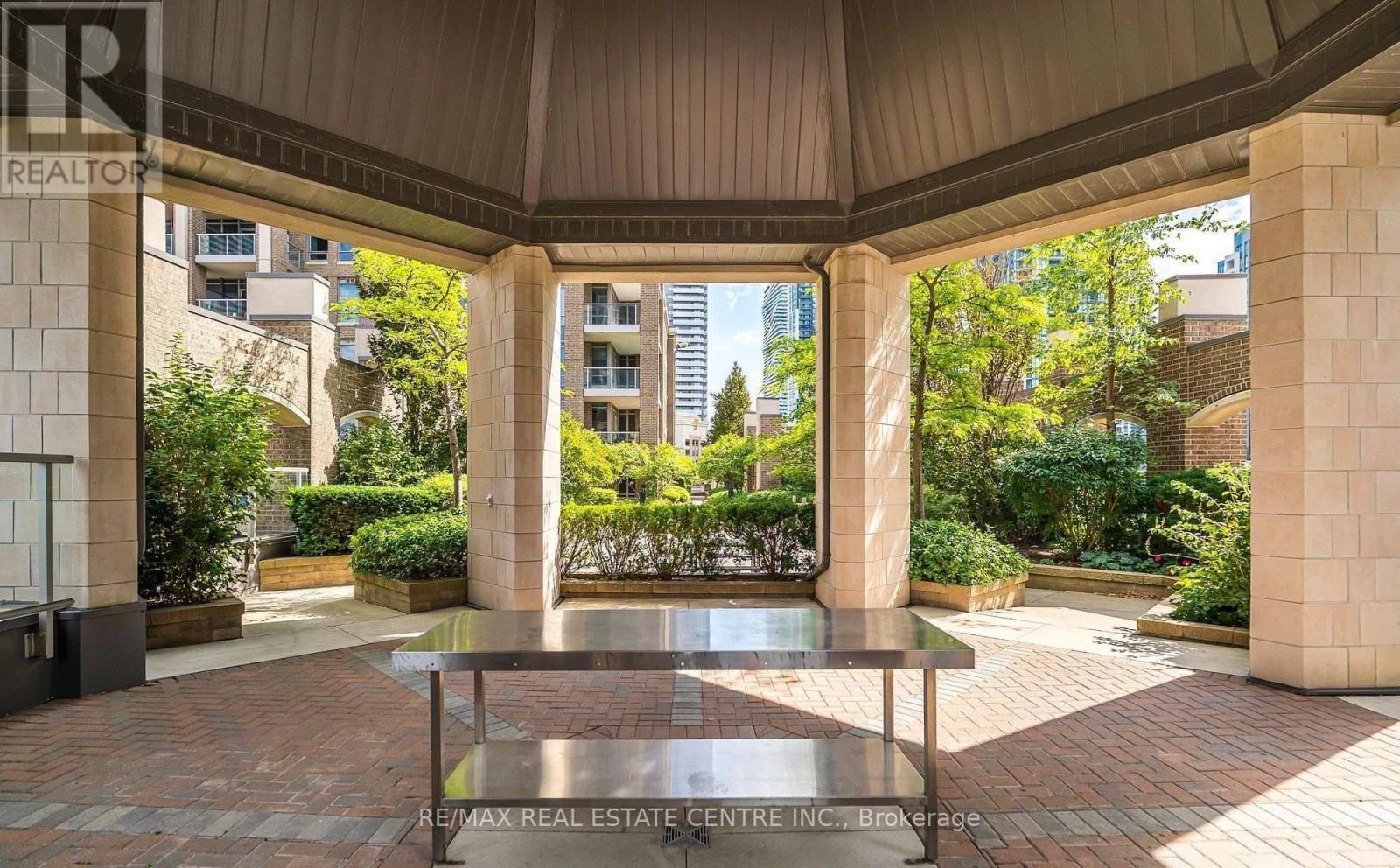 1411 - 388 Prince Of Wales Drive, Mississauga (City Centre), Ontario  L5B 0A1 - Photo 26 - W12932206