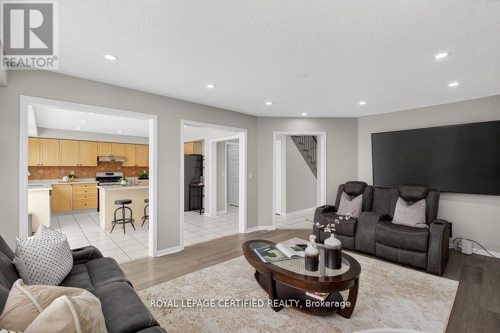 10 Verona Drive, Brampton, Ontario  L6P 1L2 - Photo 12 - W12932226