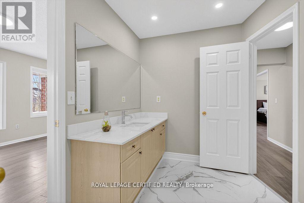 10 Verona Drive, Brampton, Ontario  L6P 1L2 - Photo 29 - W12932226