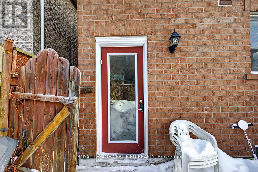 10 Verona Drive, Brampton, Ontario  L6P 1L2 - Photo 35 - W12932226