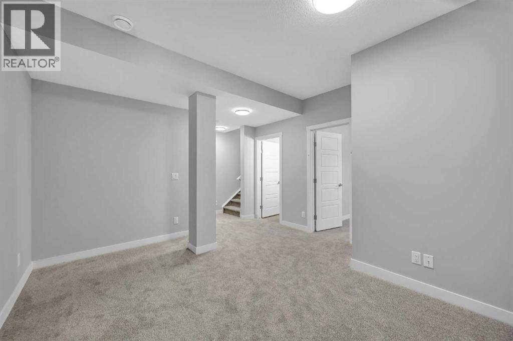 148 Crimson Ridge Place Nw, Calgary, Alberta  T3L 0K4 - Photo 11 - A2293407