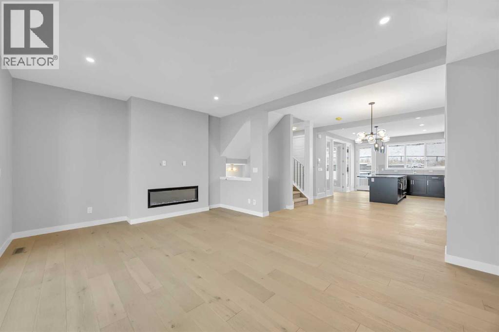 148 Crimson Ridge Place Nw, Calgary, Alberta  T3L 0K4 - Photo 5 - A2293407