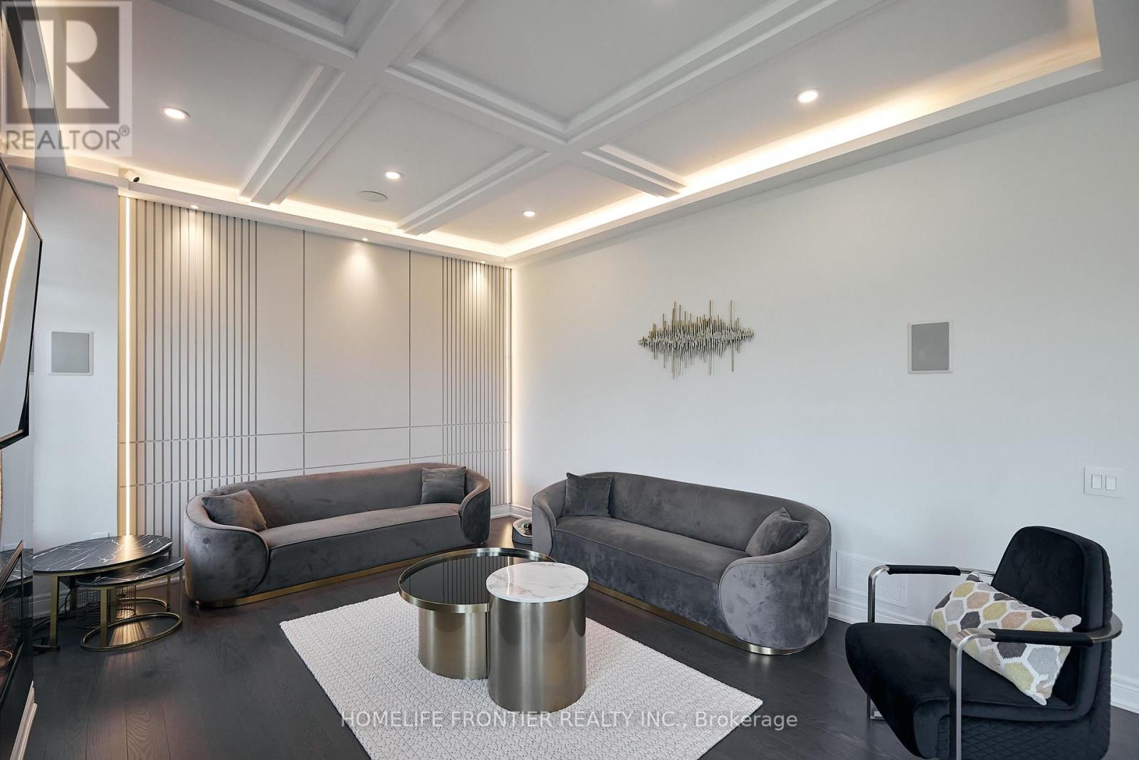 296 Ben Sinclair Avenue, East Gwillimbury, Ontario  L9N 0Z1 - Photo 17 - N12928538