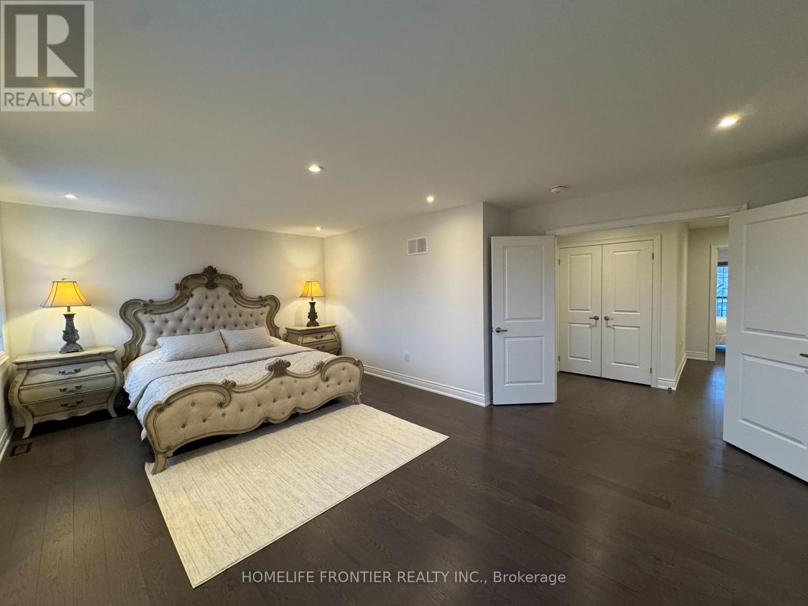 296 Ben Sinclair Avenue, East Gwillimbury, Ontario  L9N 0Z1 - Photo 24 - N12928538