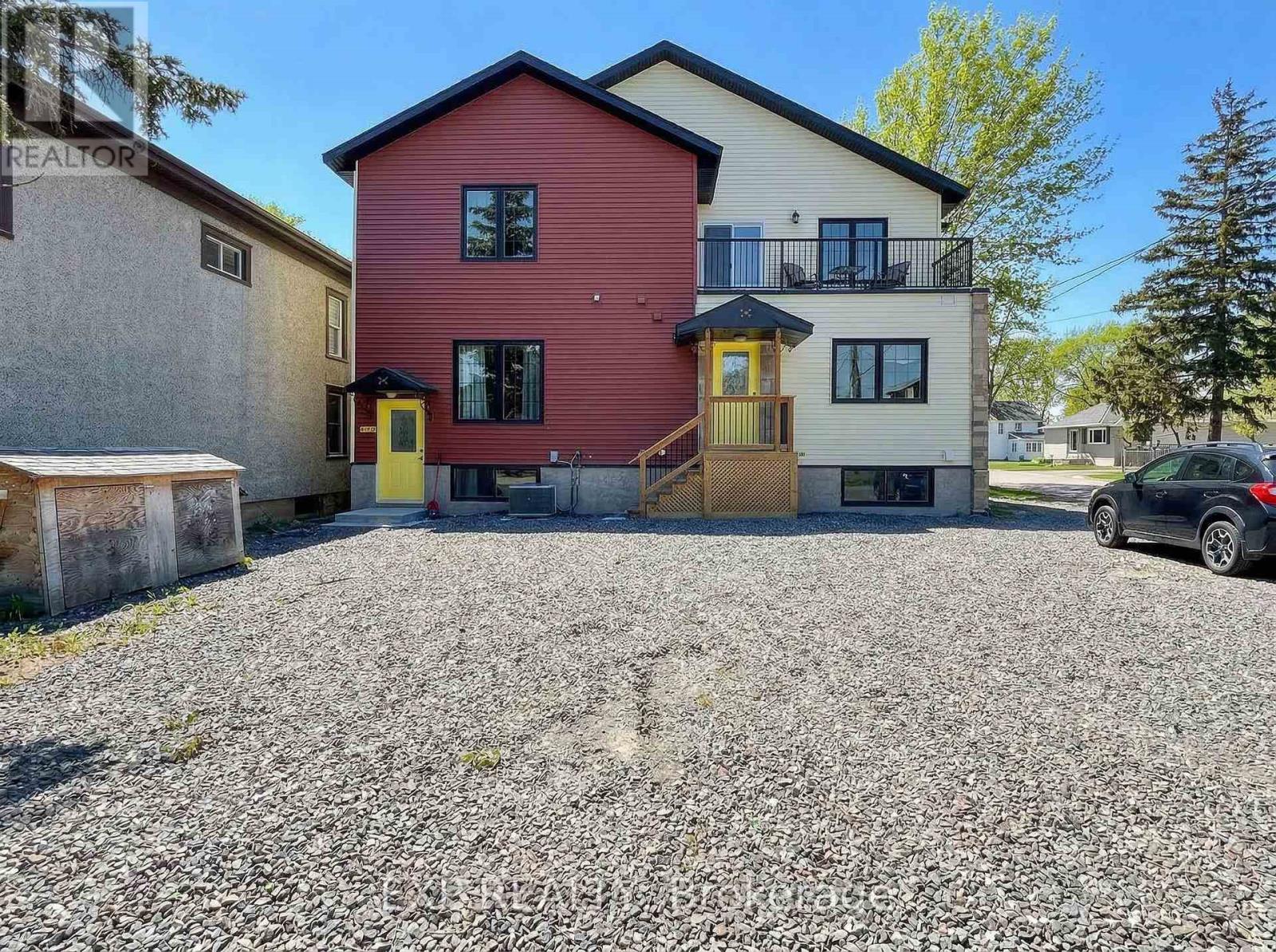 664 King Street, Port Colborne, Ontario  L3K 4H8 - Photo 4 - X12820112