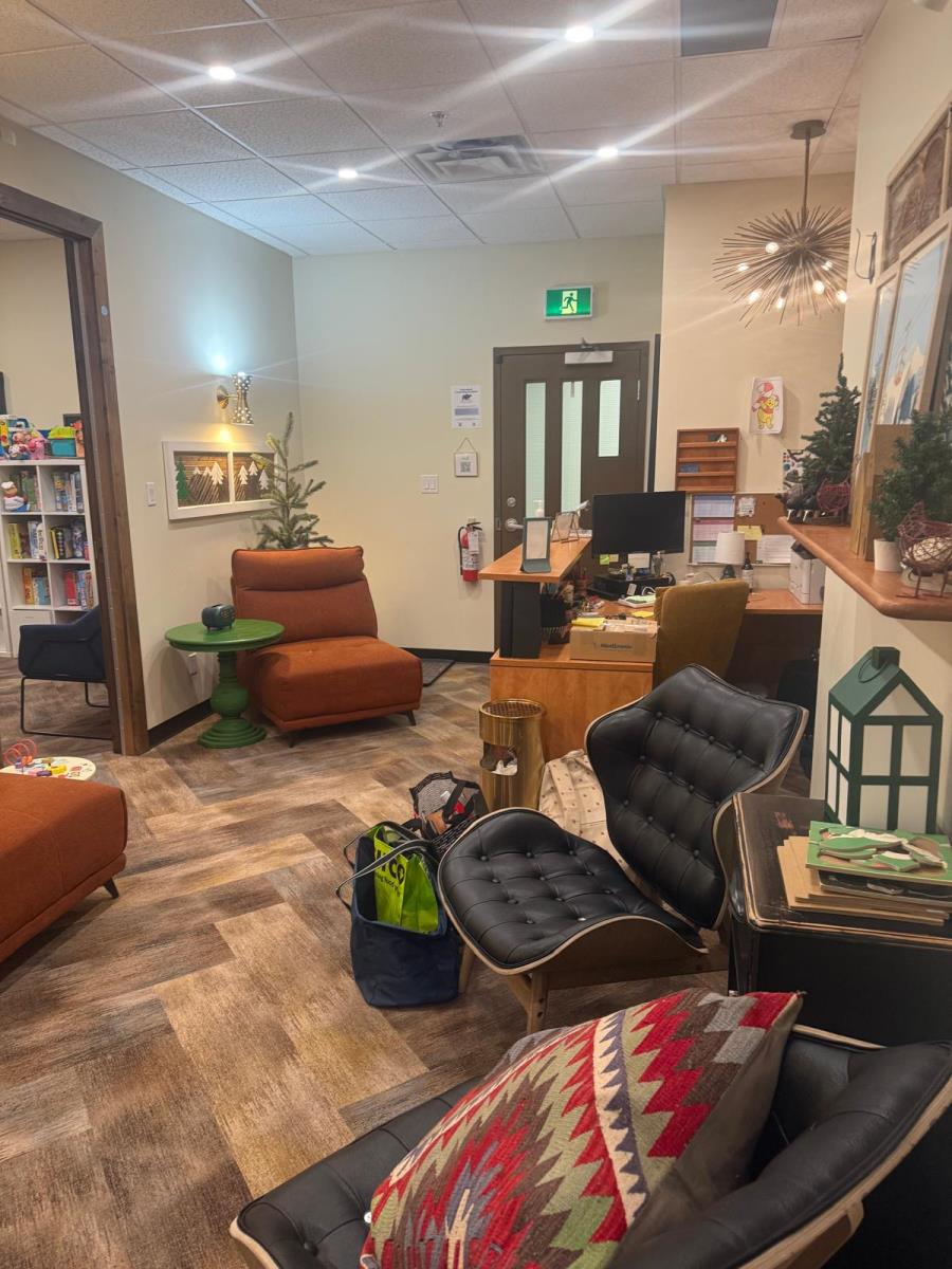 205 205, 4423  Calgary Trail, Edmonton, Alberta  T6H 5R7 - Photo 1 - 44603706