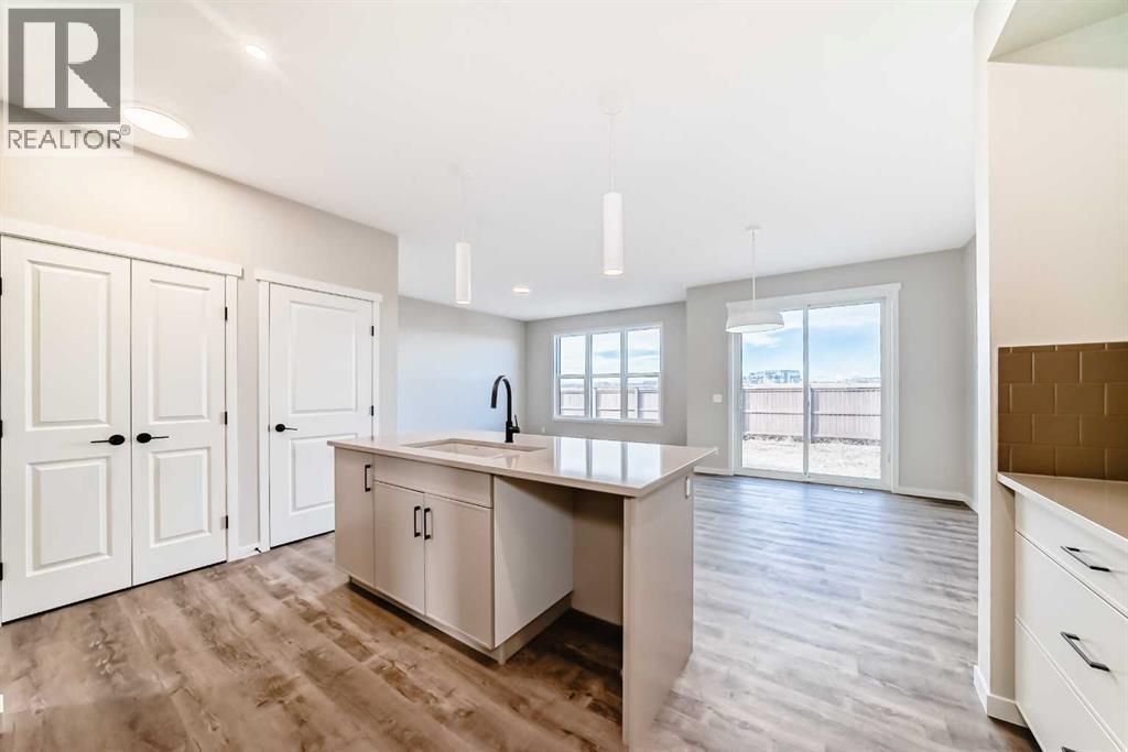 35 Bartlett Crescent Se, Calgary, Alberta  T3S 0P6 - Photo 9 - A2285687