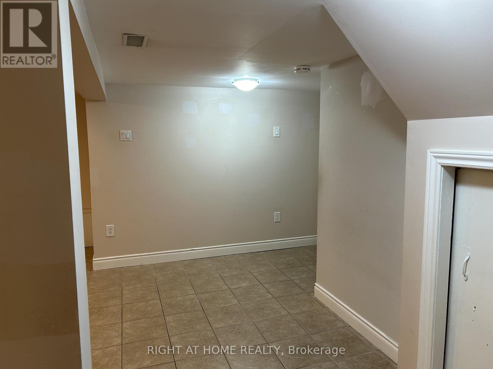 Bsmt - 48 Burcher Road, Ajax, Ontario  L1S 2R1 - Photo 8 - E12912730