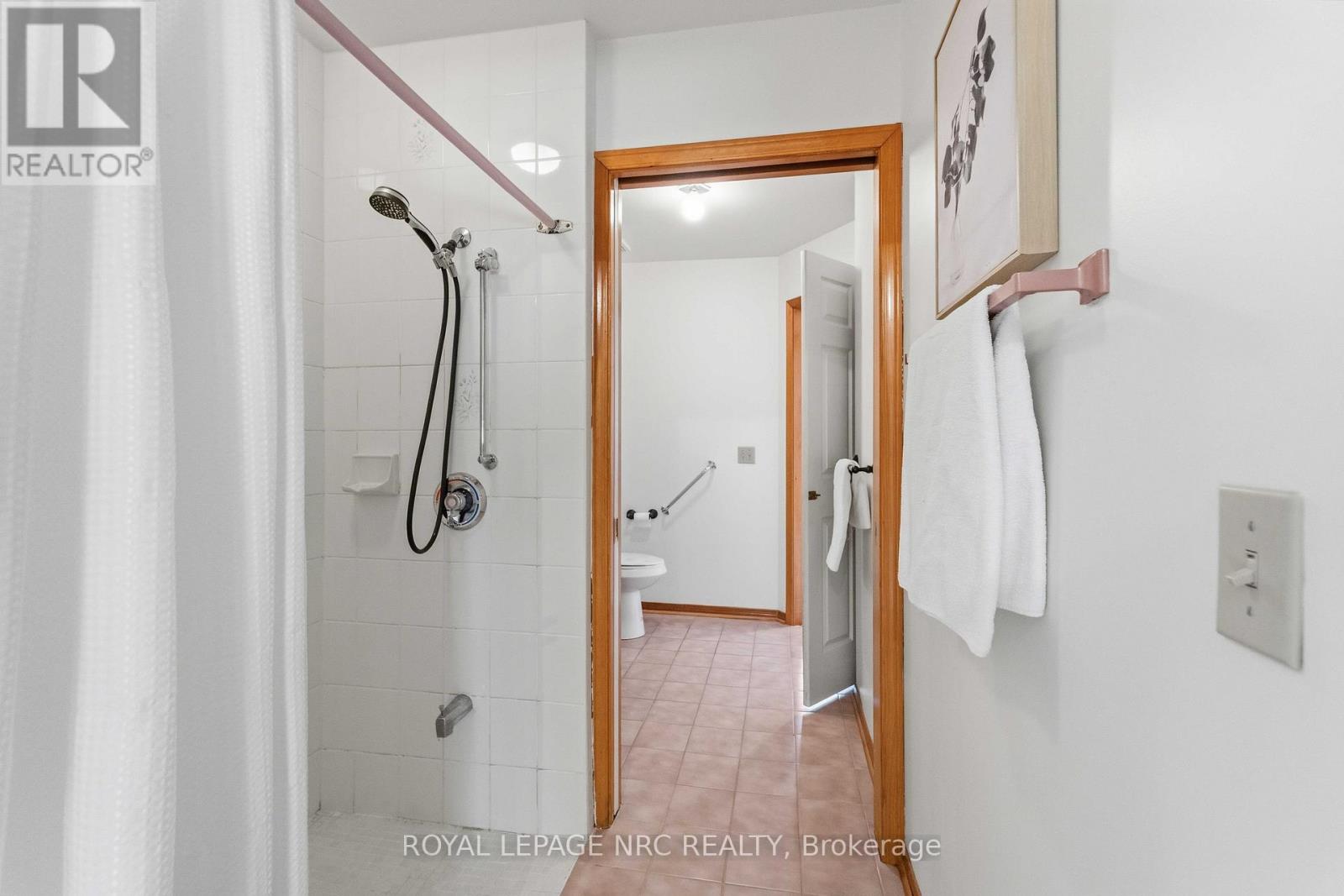 8 - 4115 Apple Blossom Lane, Lincoln, Ontario  L0R 2C0 - Photo 25 - X12932240