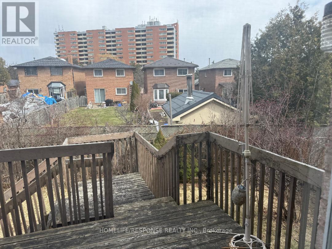 Main And Upper - 306 Cossack Crescent, Mississauga, Ontario  L5B 4C2 - Photo 35 - W12668550