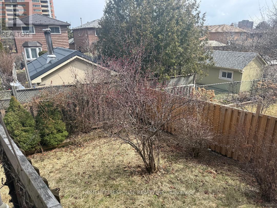 Main And Upper - 306 Cossack Crescent, Mississauga, Ontario  L5B 4C2 - Photo 36 - W12668550