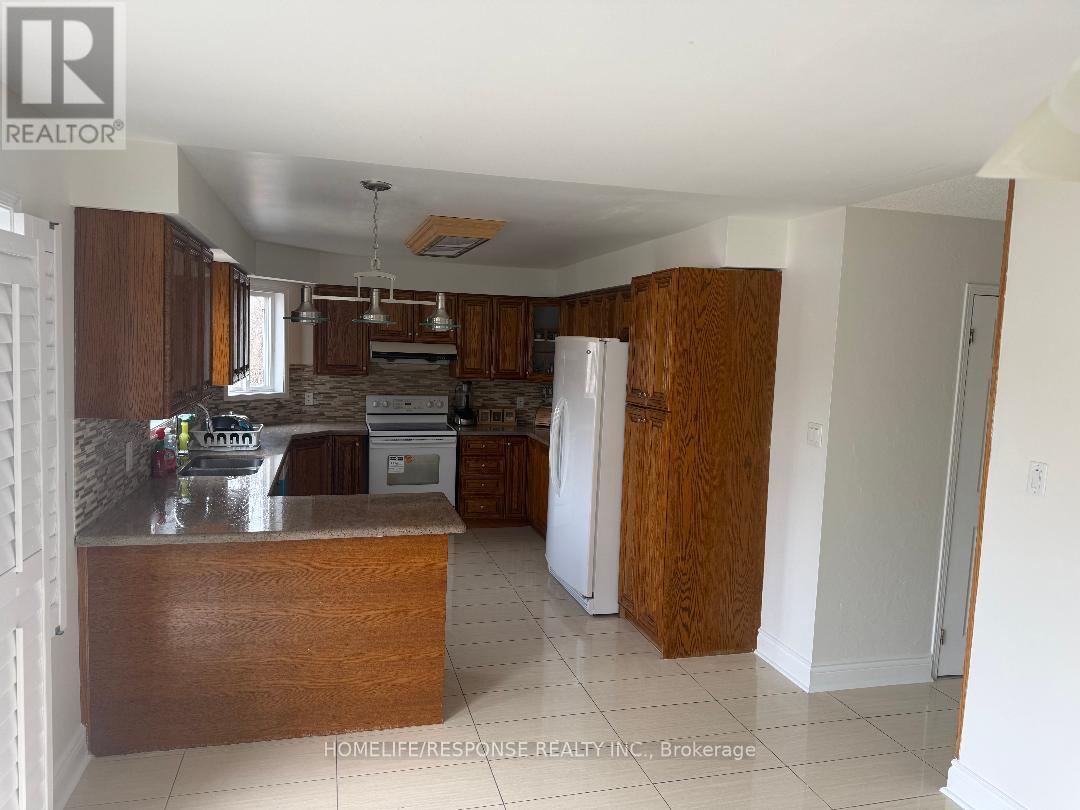 Main And Upper - 306 Cossack Crescent, Mississauga, Ontario  L5B 4C2 - Photo 37 - W12668550