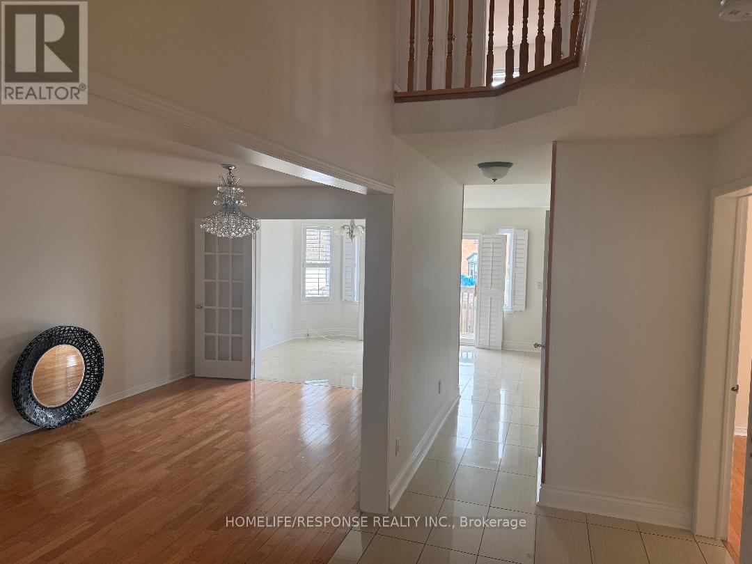 Main And Upper - 306 Cossack Crescent, Mississauga, Ontario  L5B 4C2 - Photo 43 - W12668550