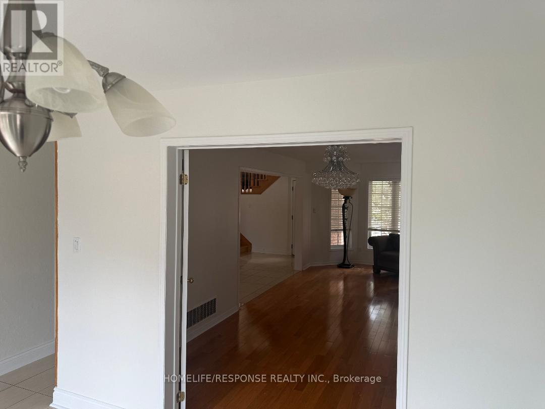 Main And Upper - 306 Cossack Crescent, Mississauga, Ontario  L5B 4C2 - Photo 42 - W12668550