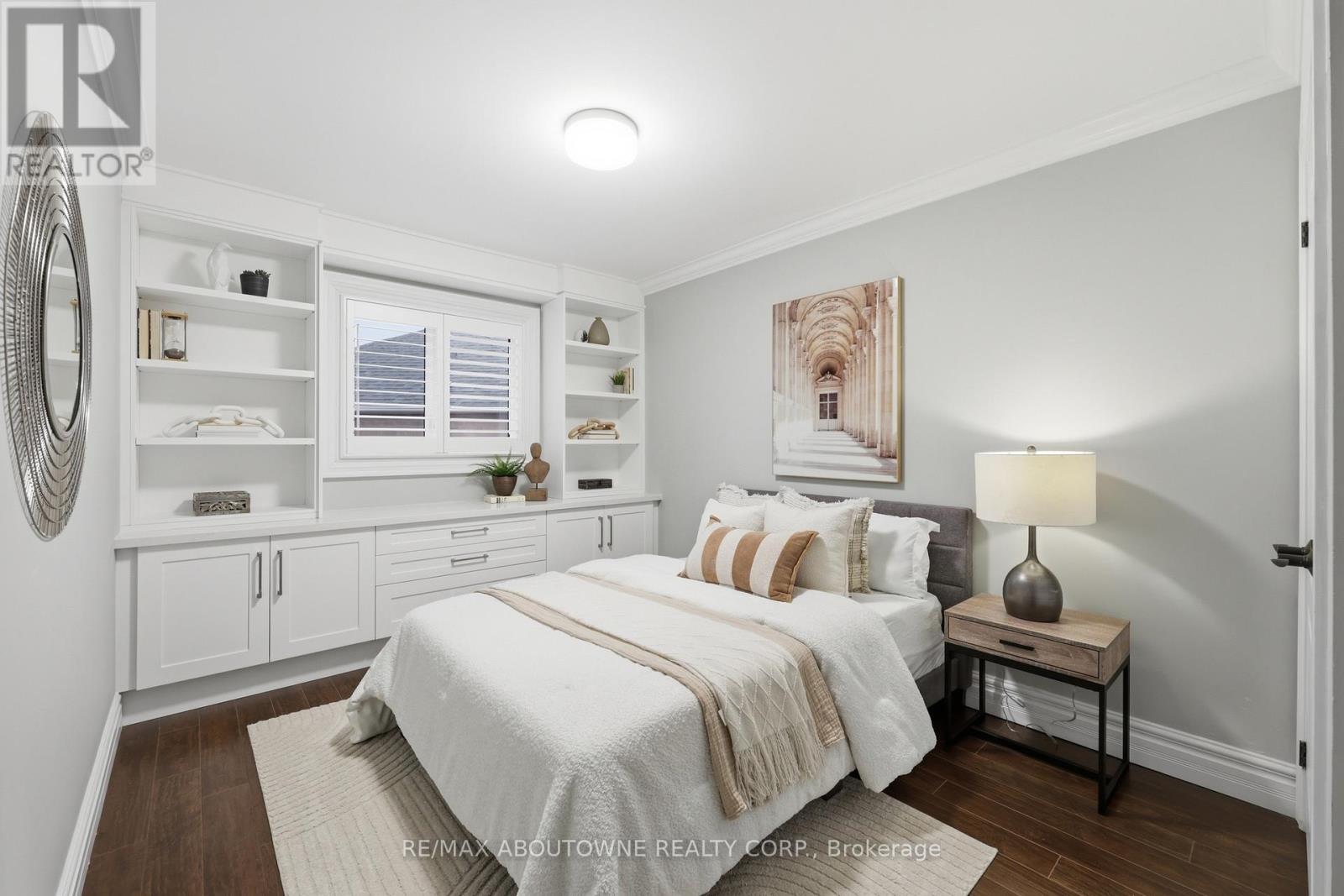 2225 Glazebrook Circle, Oakville, Ontario  L6M 5B5 - Photo 32 - W12929118