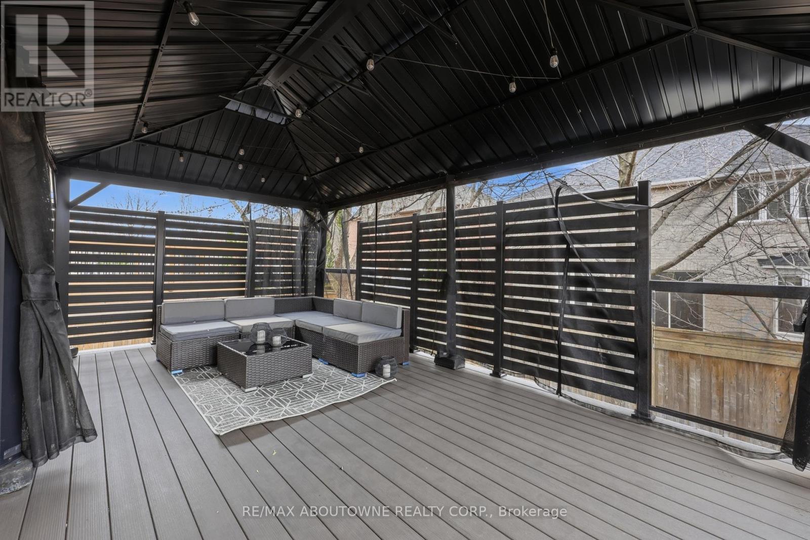 2225 Glazebrook Circle, Oakville, Ontario  L6M 5B5 - Photo 46 - W12929118