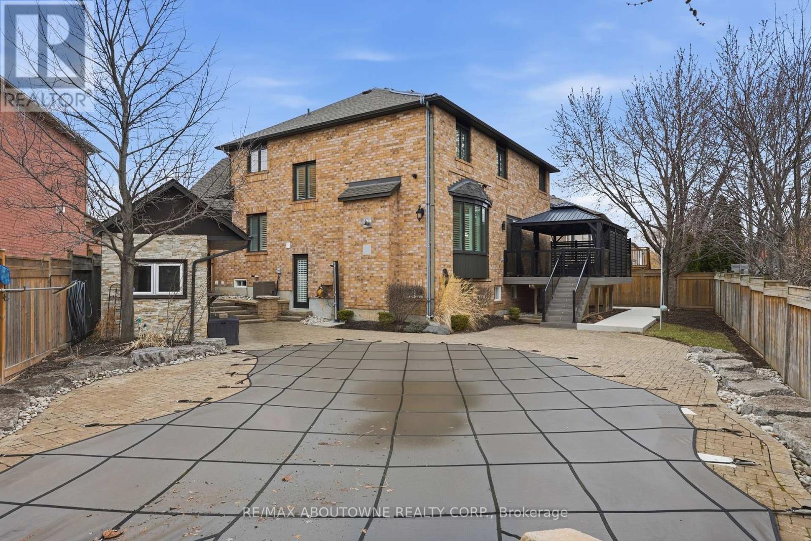 2225 Glazebrook Circle, Oakville, Ontario  L6M 5B5 - Photo 45 - W12929118