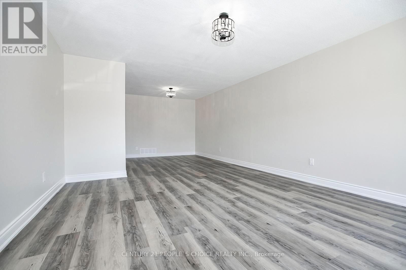 Upper - 106 Winterfold Drive, Brampton, Ontario  L6V 3T3 - Photo 10 - W12932244