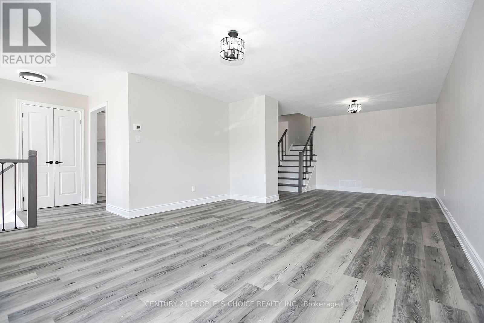 Upper - 106 Winterfold Drive, Brampton, Ontario  L6V 3T3 - Photo 11 - W12932244