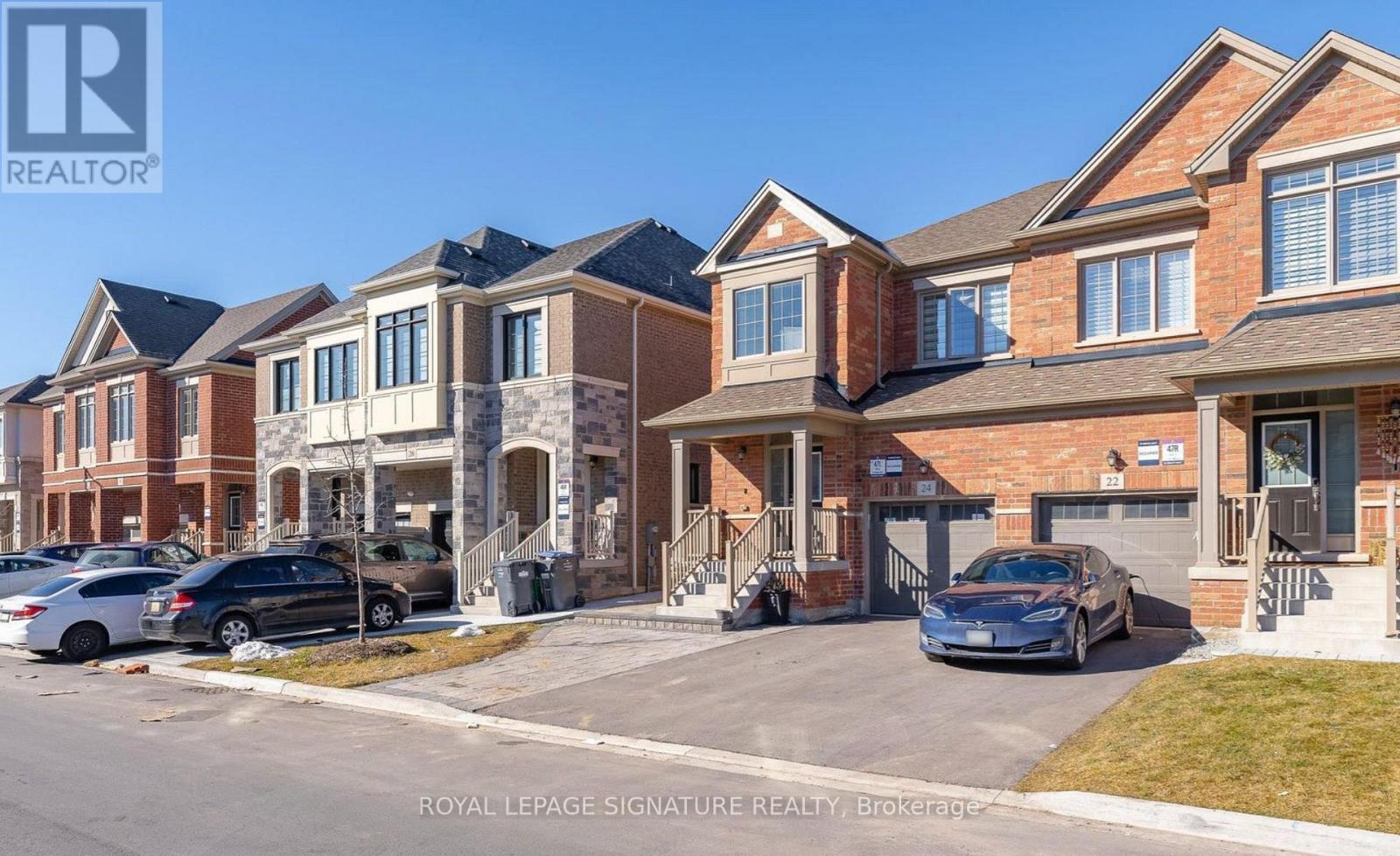 24 Fordham Road, Brampton, Ontario  L6Y 6K2 - Photo 2 - W12932250