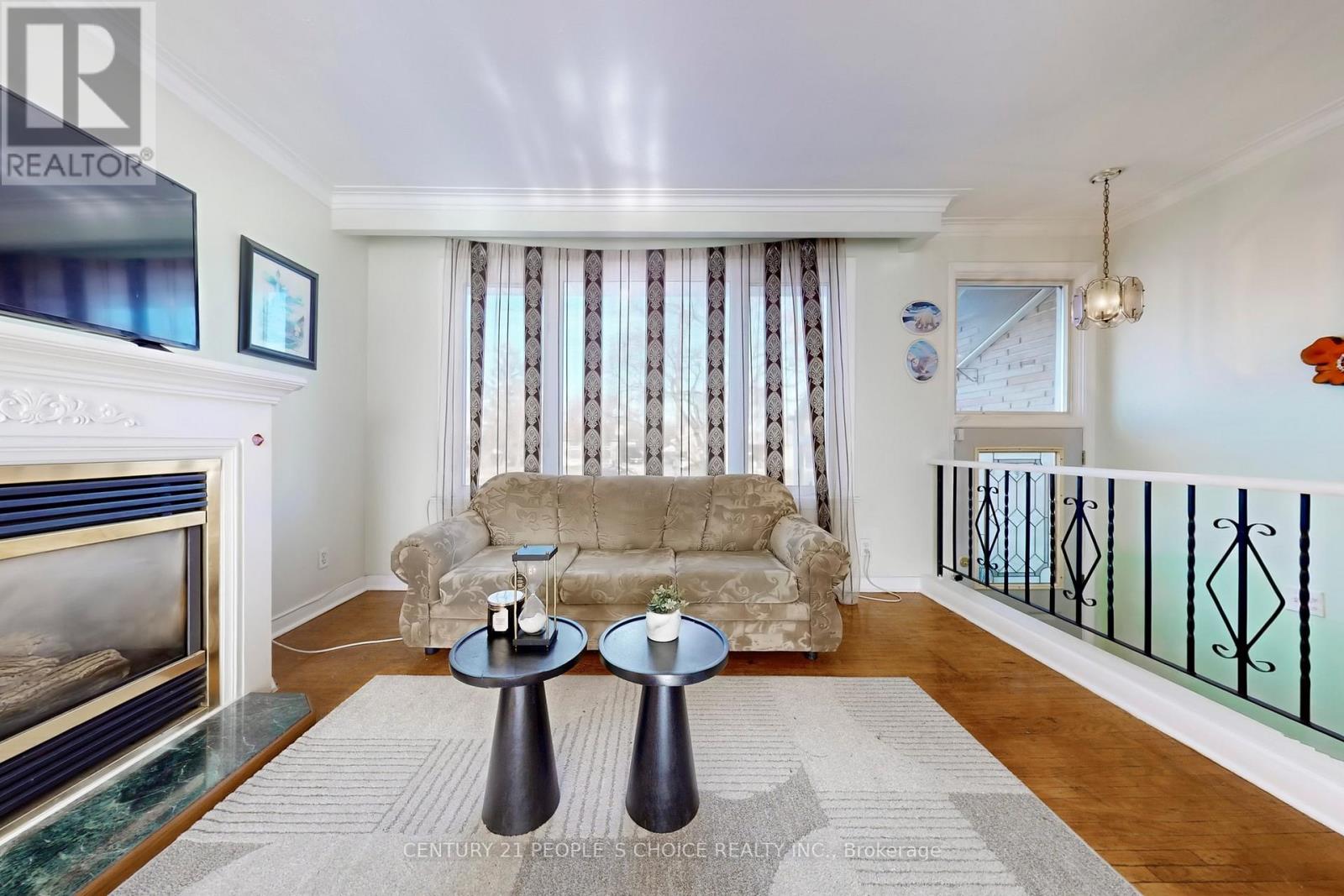 35 Westhumber Boulevard, Toronto, Ontario  M9W 3M5 - Photo 6 - W12932260