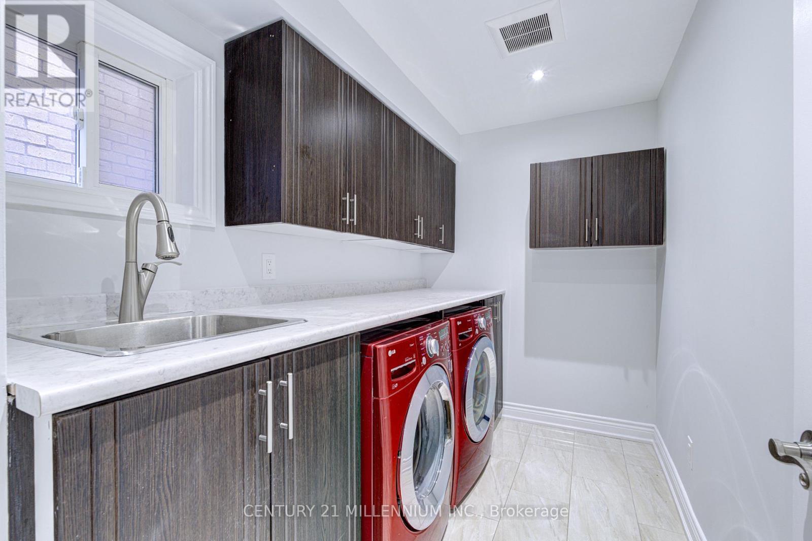 110 Jordan Drive, Orangeville, Ontario  L9W 4W7 - Photo 14 - W12932262