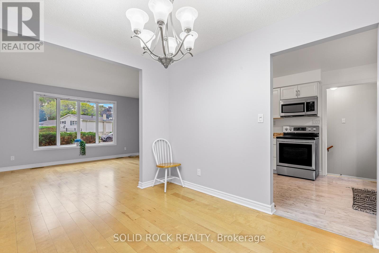 1301 Alwington Street, Brockville, Ontario  K6V 6A5 - Photo 8 - X12694260