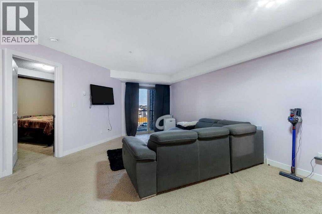 318, 7210 80 Avenue NE, Calgary, Alberta  T3J 0n7 - Photo 11 - A2293337