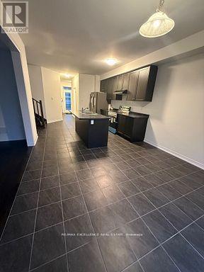 116 Velvet Way, Thorold, Ontario L2V 0P3 - Photo 5 - X12932268