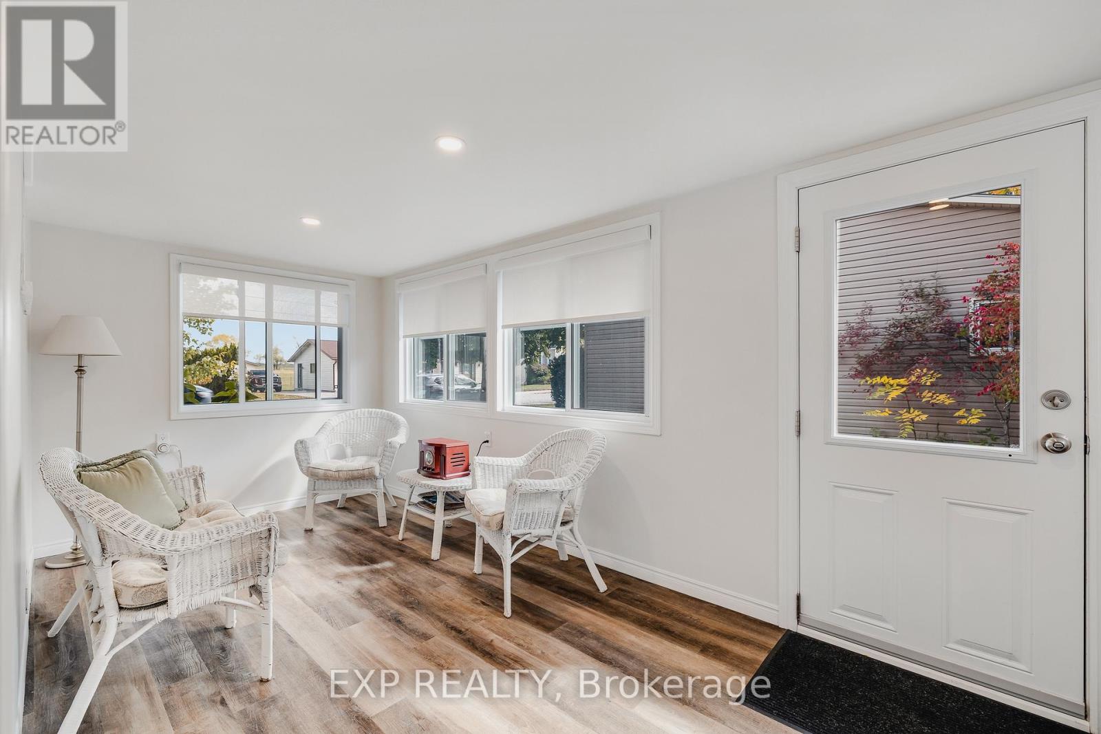 78 George Street S, Minto, Ontario  N0G 1Z0 - Photo 4 - X12450593