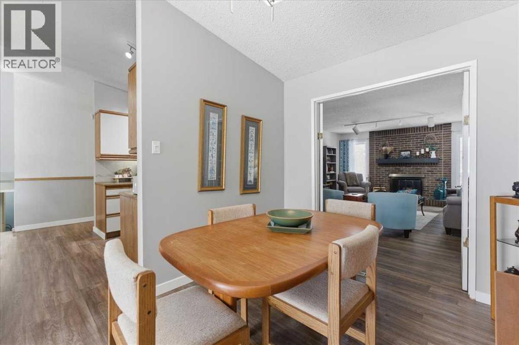 6004 Louise Road SW, Calgary, Alberta  T3E 5V2 - Photo 26 - A2292002