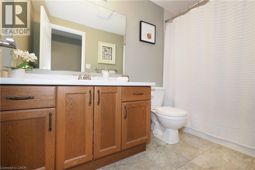 75 Donnenwerth Drive, Kitchener, Ontario N2E 3W6 - Photo 12 - 40814557