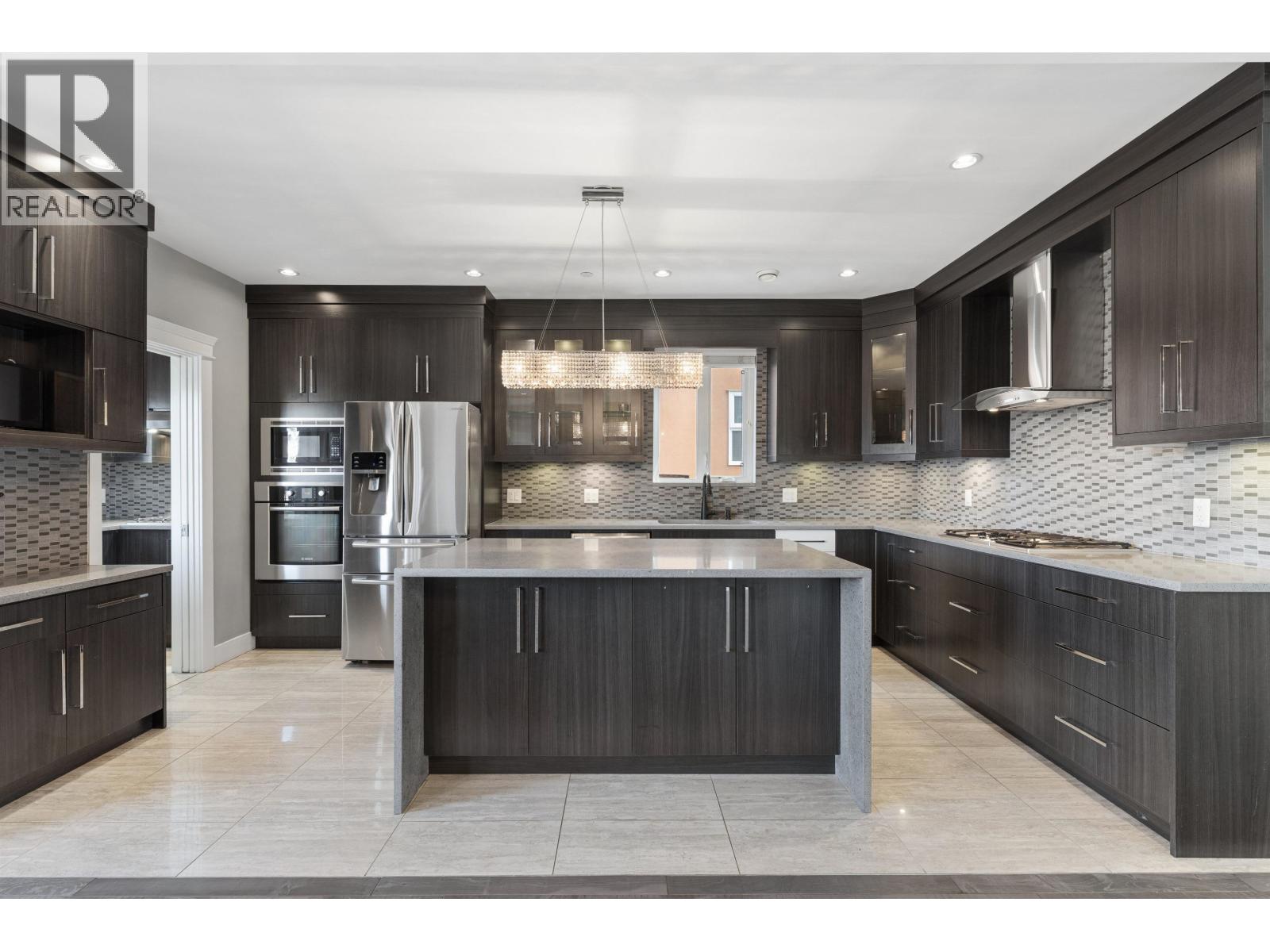 3233 Grant Street, Vancouver, British Columbia  V5K 3J1 - Photo 9 - R3102908