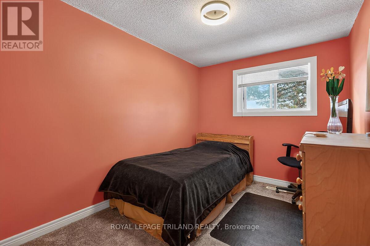 11 - 1095 Jalna Boulevard, London South, Ontario N6E 2Y7 - Photo 14 - X12932282