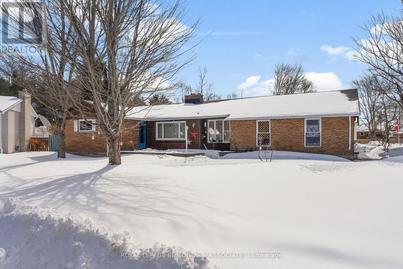 58 HILDA STREET, Petawawa, Ontario