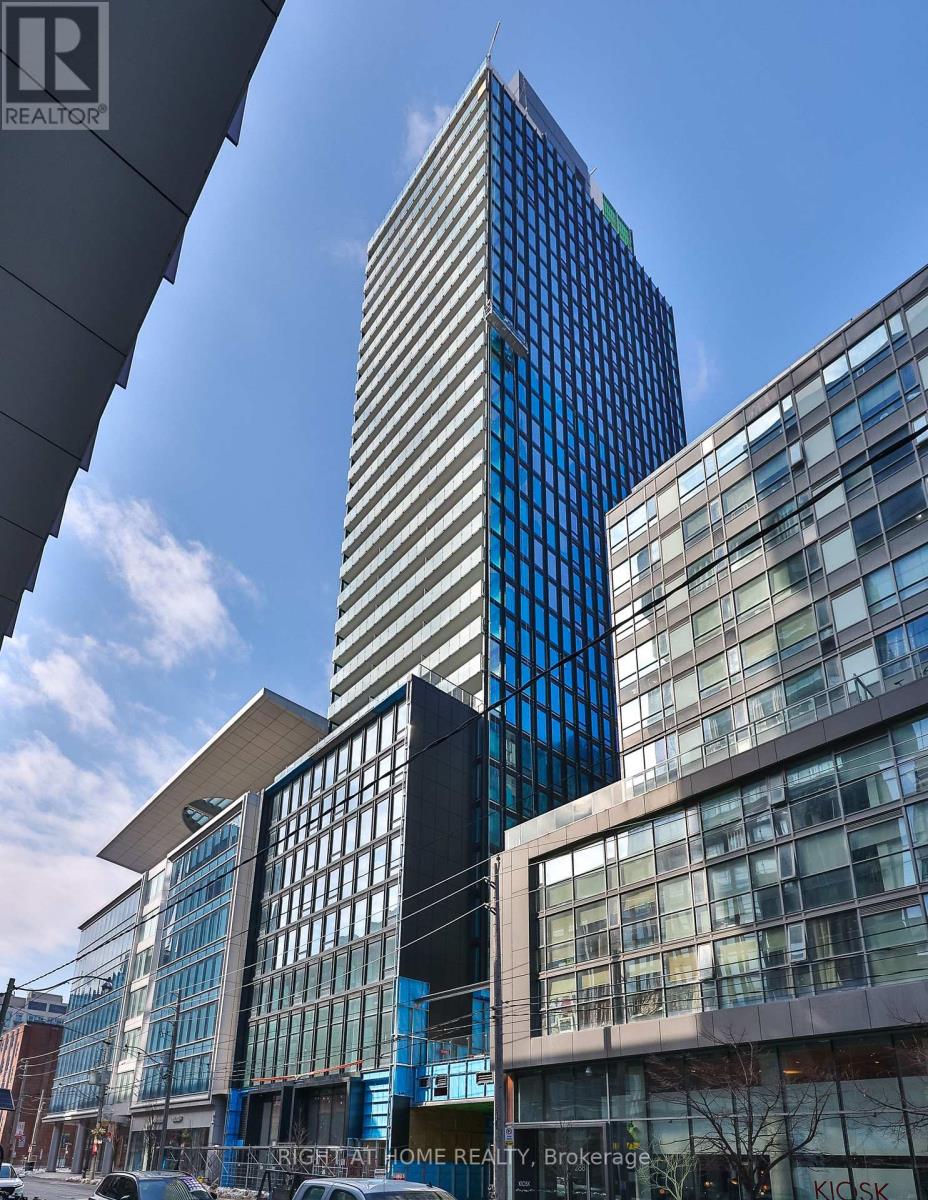 2404 - 284 King Street, Toronto (Moss Park), Ontario  M5A 1K4 - Photo 2 - C12932284