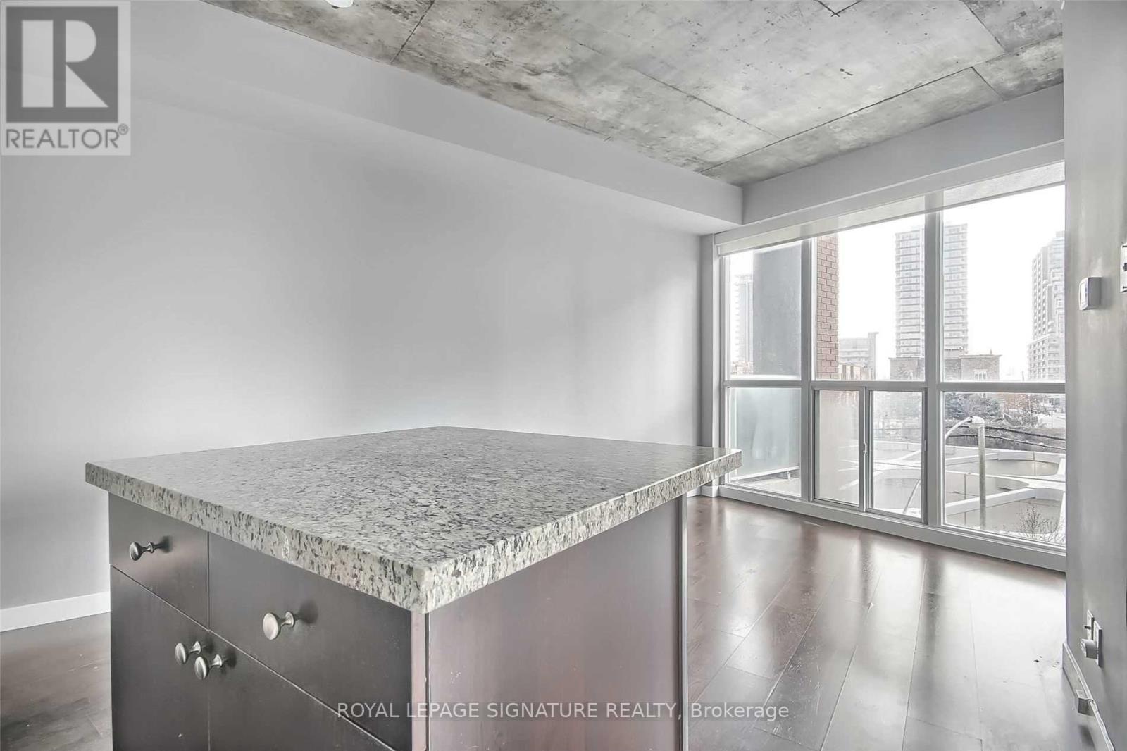 421 - 1 Shaw Street, Toronto, Ontario  M6K 0A1 - Photo 13 - C12932314